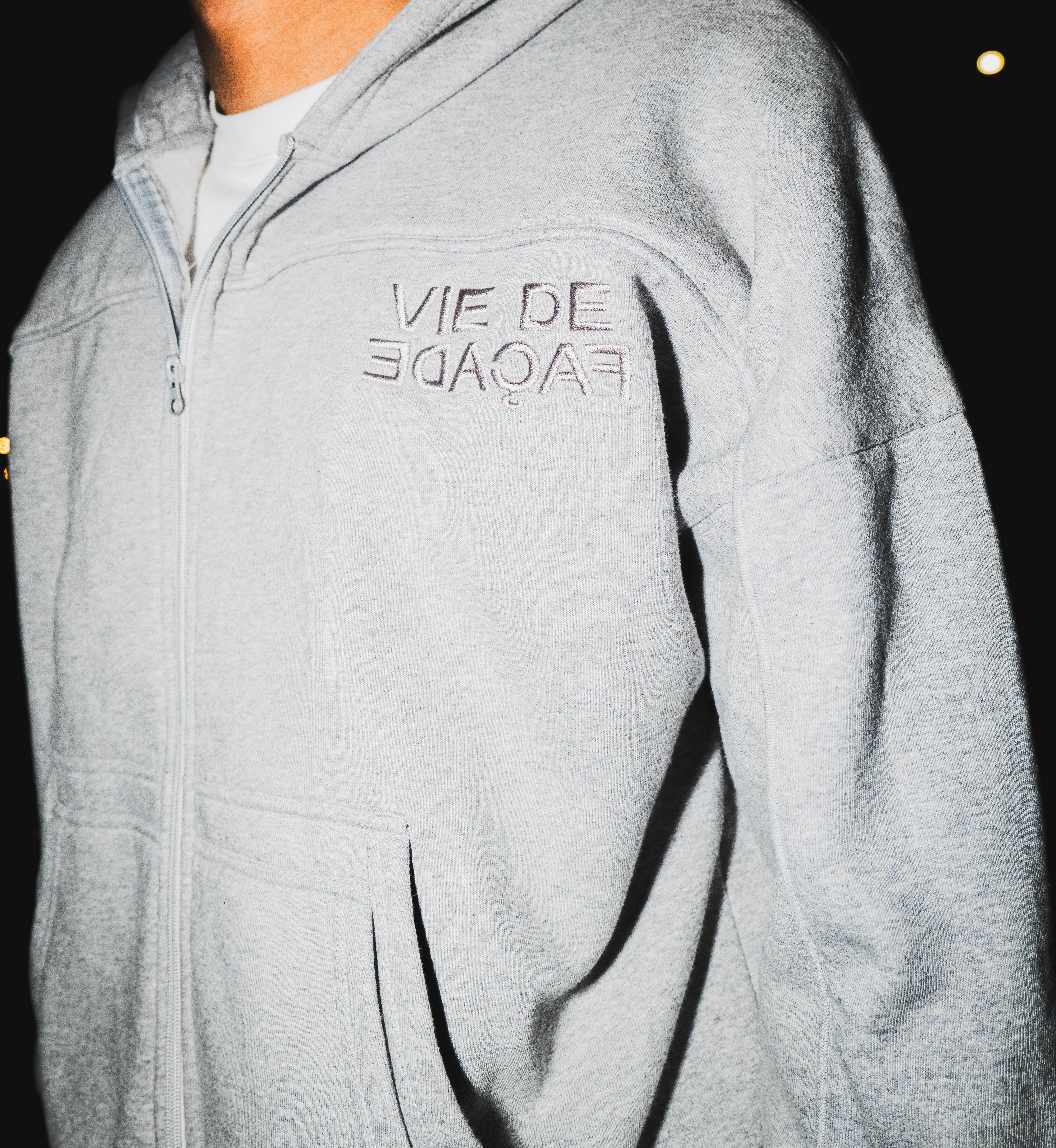 VDFAÇADE ZIPPER (GREY)